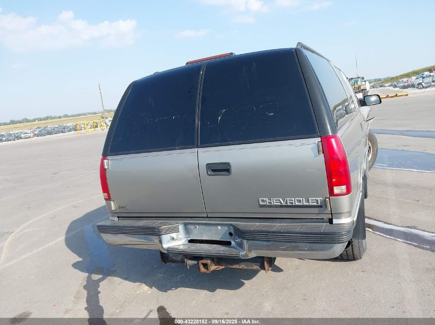 1999 Chevrolet Suburban 1500 Lt VIN: 3GNFK16R3XG196481 Lot: 43228152