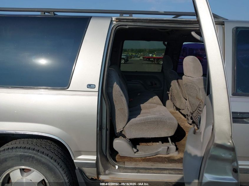 1999 Chevrolet Suburban 1500 Lt VIN: 3GNFK16R3XG196481 Lot: 43228152