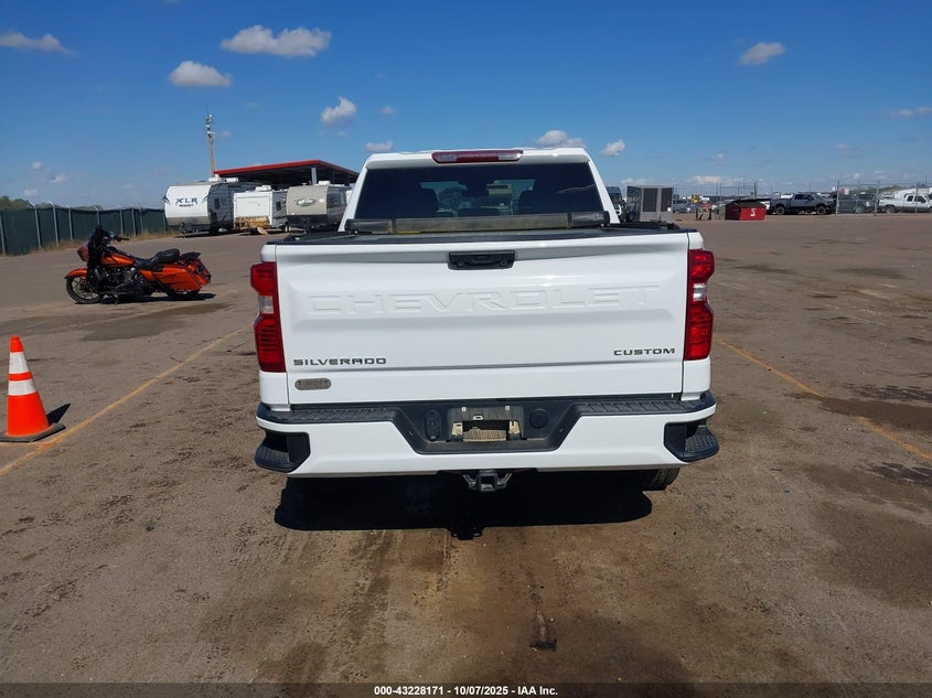 2023 Chevrolet Silverado 1500 4Wd Short Bed Custom VIN: 3GCPDBEK8PG101432 Lot: 43228171