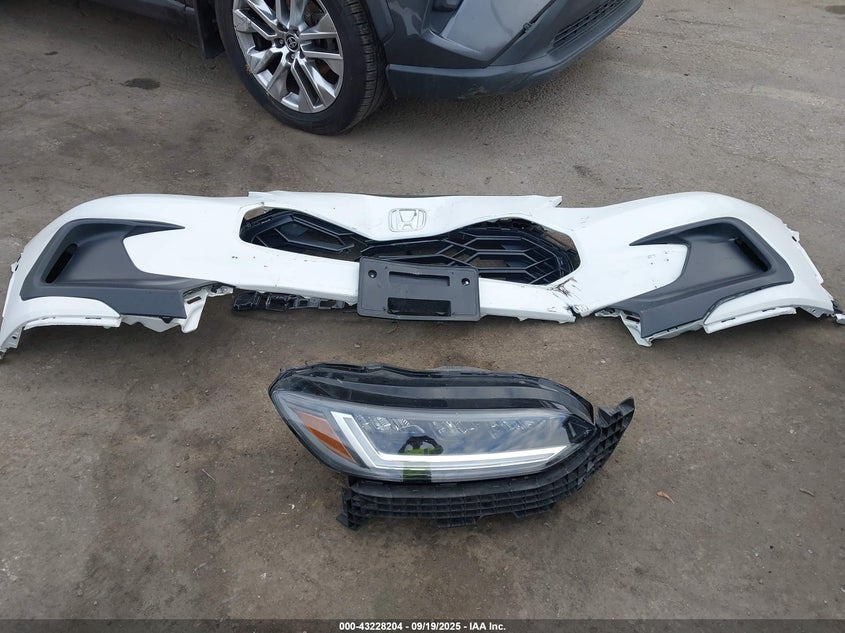 2024 HONDA HR-V 2WD SPORT/2WD SPORT W/O BSI 3CZRZ1H54RM735717