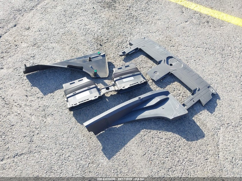 2021 AUDI Q8 PREMIUM PLUS 55 TFSI QUATTRO TIPTRONIC WA1EVAF15MD042413