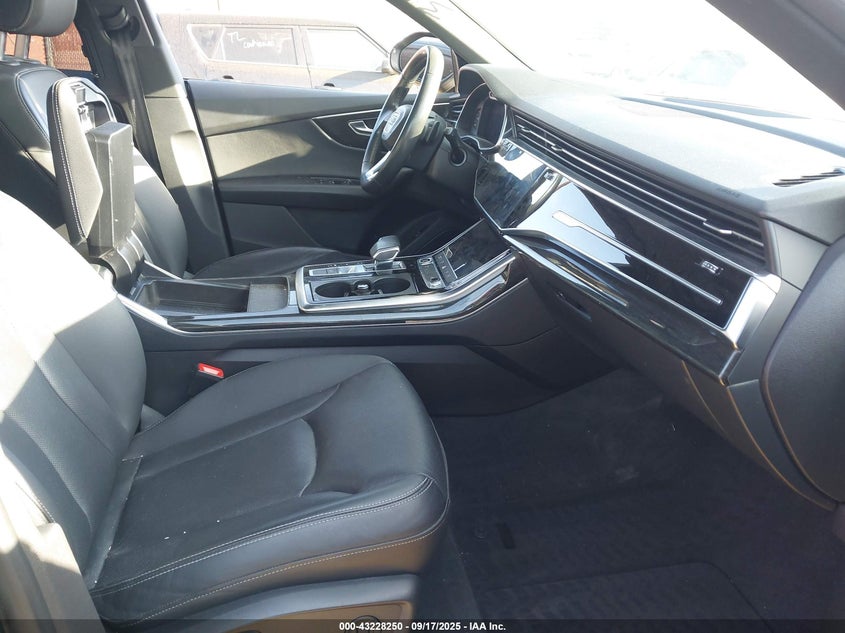 2021 AUDI Q8 PREMIUM PLUS 55 TFSI QUATTRO TIPTRONIC WA1EVAF15MD042413