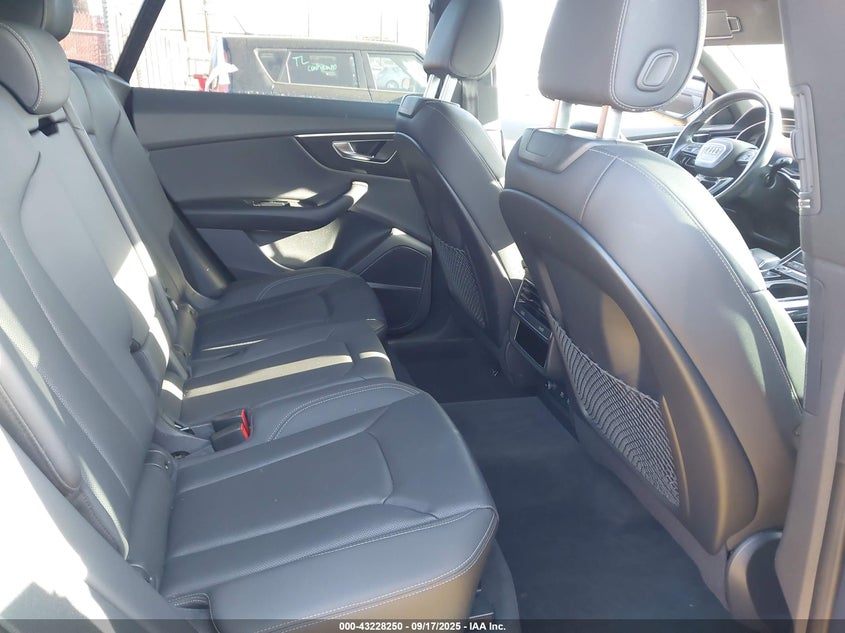 2021 AUDI Q8 PREMIUM PLUS 55 TFSI QUATTRO TIPTRONIC WA1EVAF15MD042413