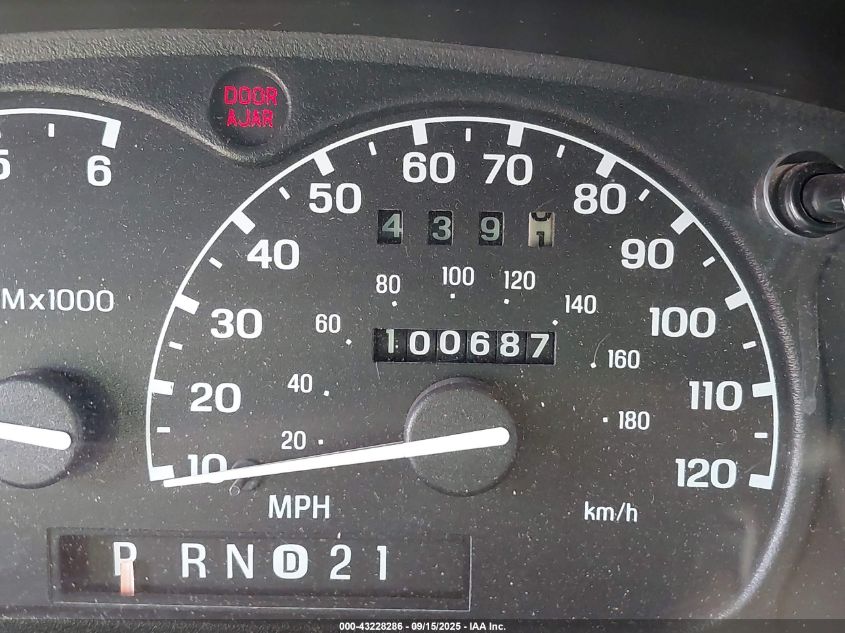 2000 Ford Explorer Xlt VIN: 1FMZU63E9YZB78272 Lot: 43228286