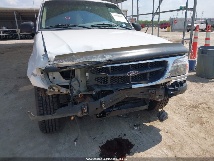 2000 Ford Explorer Xlt VIN: 1FMZU63E9YZB78272 Lot: 43228286