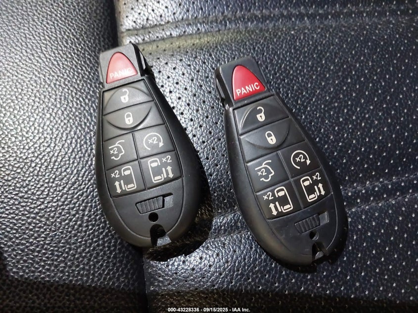 2014 DODGE GRAND CARAVAN R/T - 2C4RDGEG1ER357341