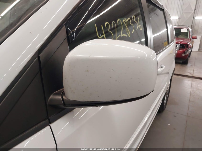 2014 DODGE GRAND CARAVAN R/T - 2C4RDGEG1ER357341