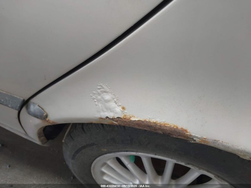 1995 Saab 900 Se VIN: YS3DF55V4S2027025 Lot: 43228414