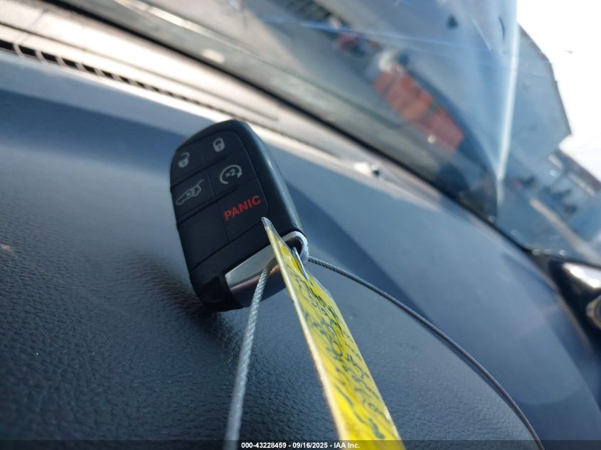 2015 Jeep Grand Cherokee Limited VIN: 1C4RJEBGXFC126157 Lot: 43228459