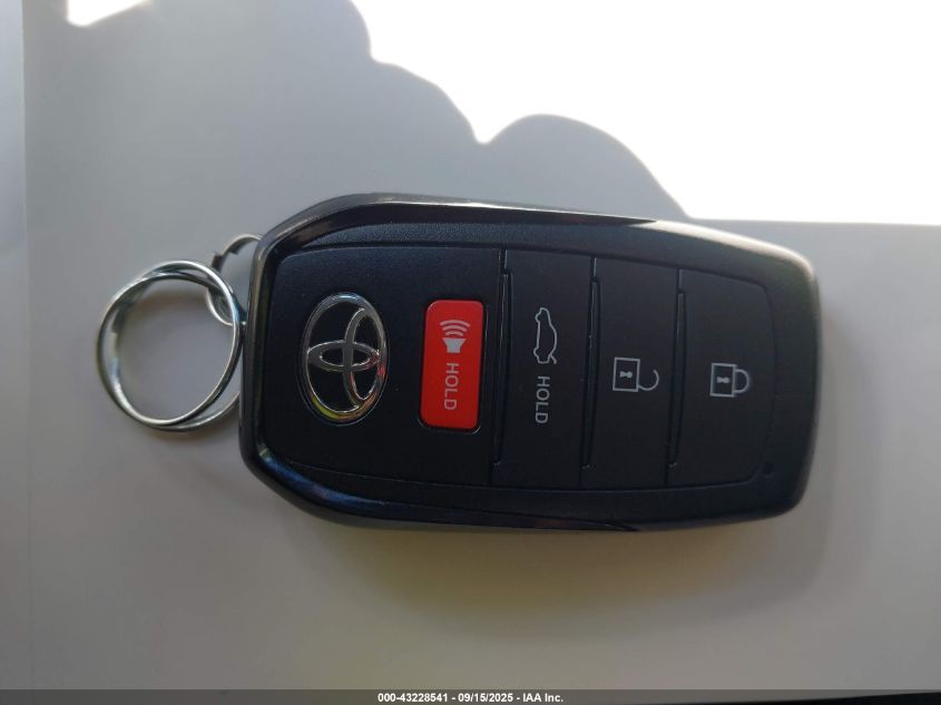 2025 Toyota Corolla Le VIN: 5YFB4MDE5SP268190 Lot: 43228541