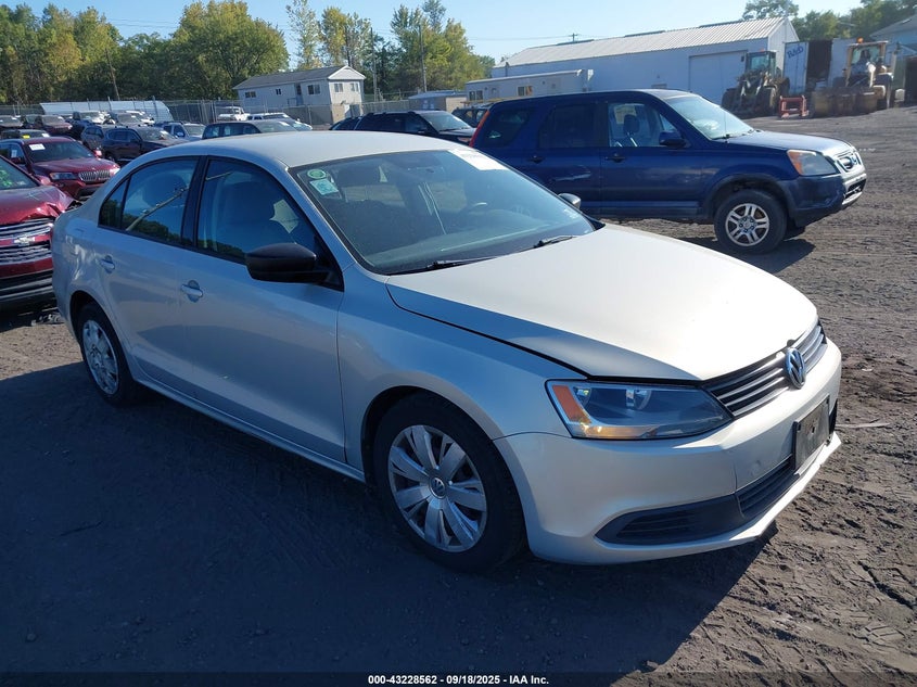 VOLKSWAGEN JETTA 2.0L S