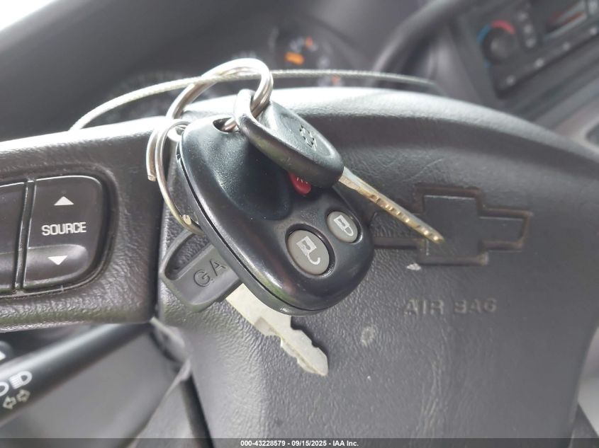 2005 Chevrolet Tahoe Lt VIN: 1GNEK13T85R199417 Lot: 43228579