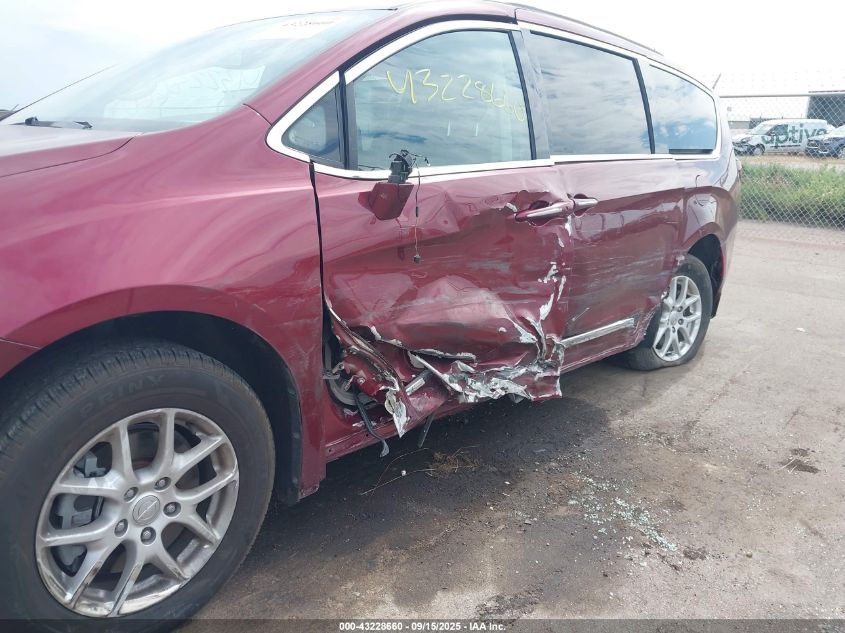 2020 Chrysler Pacifica Touring L VIN: 2C4RC1BG1LR276311 Lot: 43228660