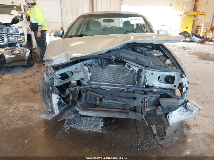 2008 Mercury Grand Marquis Gs VIN: 2MEFM74V58X630718 Lot: 43228673