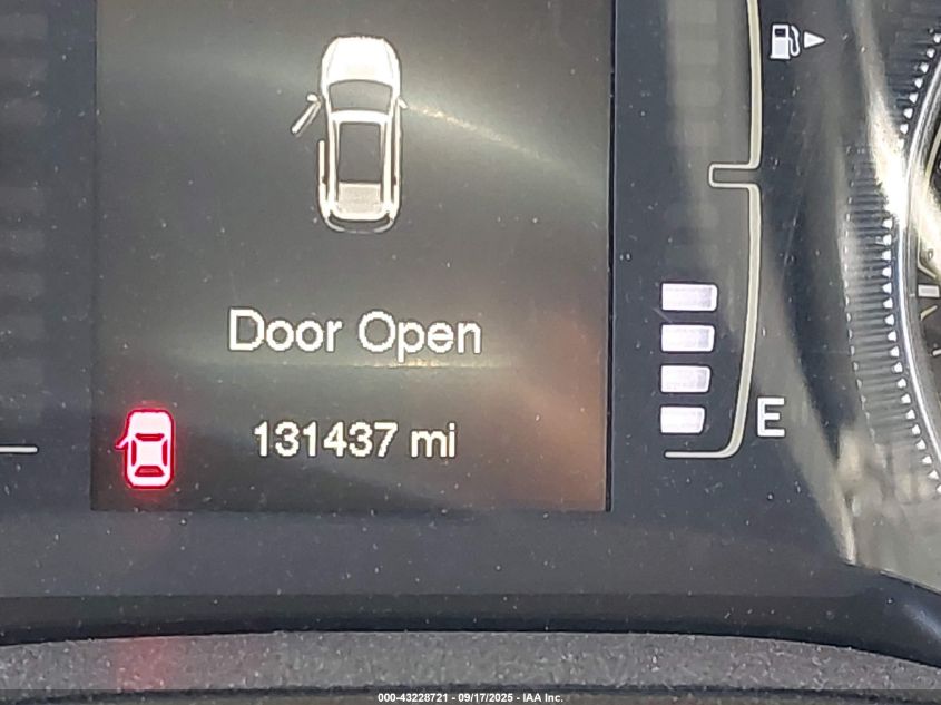 2015 Jeep Cherokee Latitude VIN: 1C4PJMCBXFW664229 Lot: 43228721