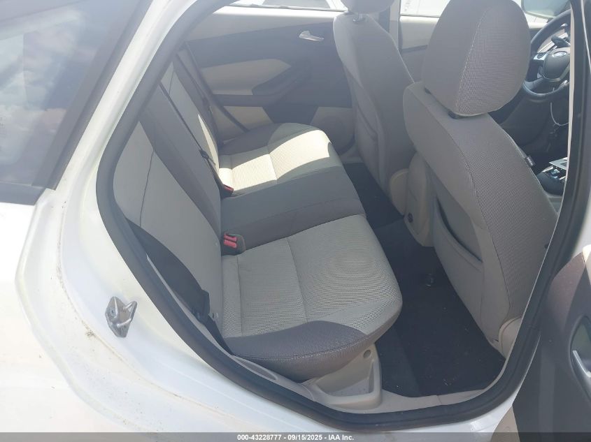 2014 Ford Focus Se VIN: 1FADP3K28EL277942 Lot: 43228777