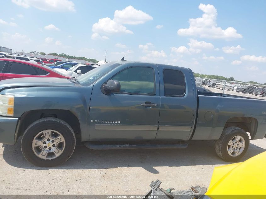 2008 Chevrolet Silverado Lt1 VIN: 1GCEC19038Z310799 Lot: 43228795