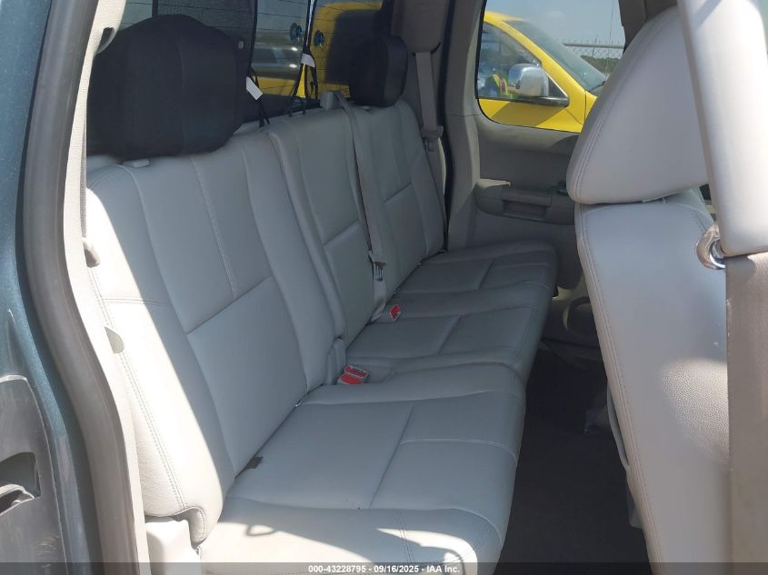 2008 Chevrolet Silverado Lt1 VIN: 1GCEC19038Z310799 Lot: 43228795