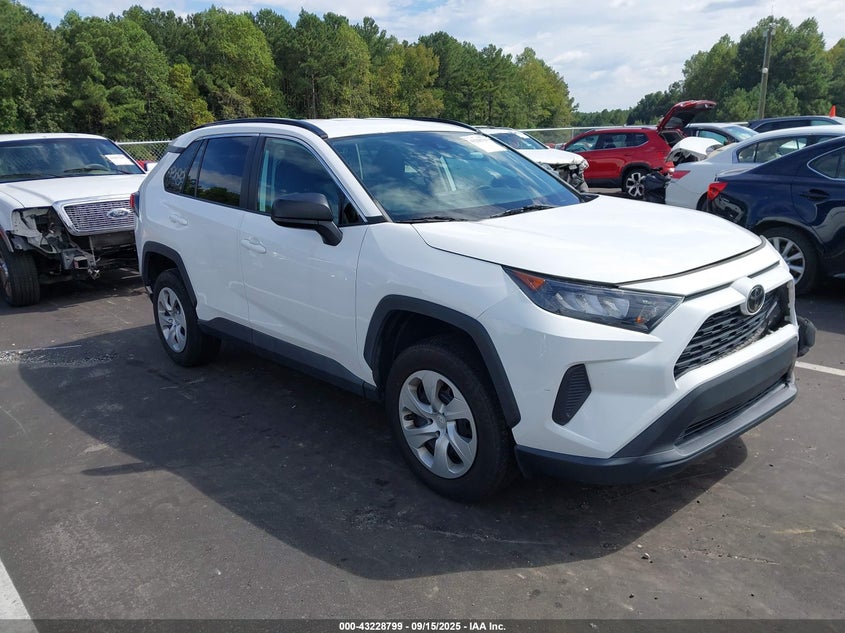 TOYOTA RAV4 LE