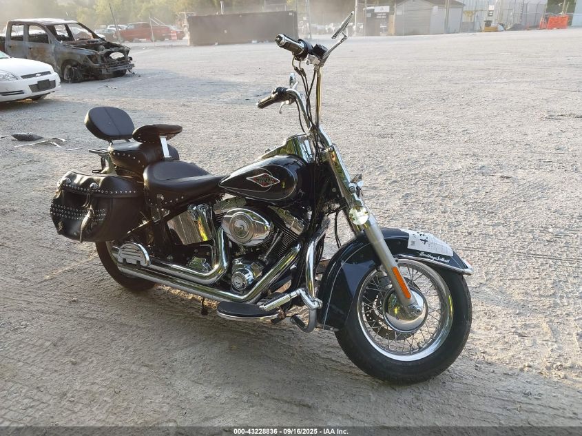 2011 HARLEY-DAVIDSON FLSTC - 1HD1BW51XBB038988