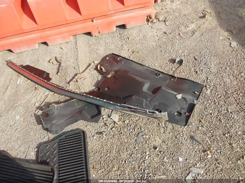 2012 Chevrolet Silverado Lt VIN: 1GCPKSE75CF106472 Lot: 43228846