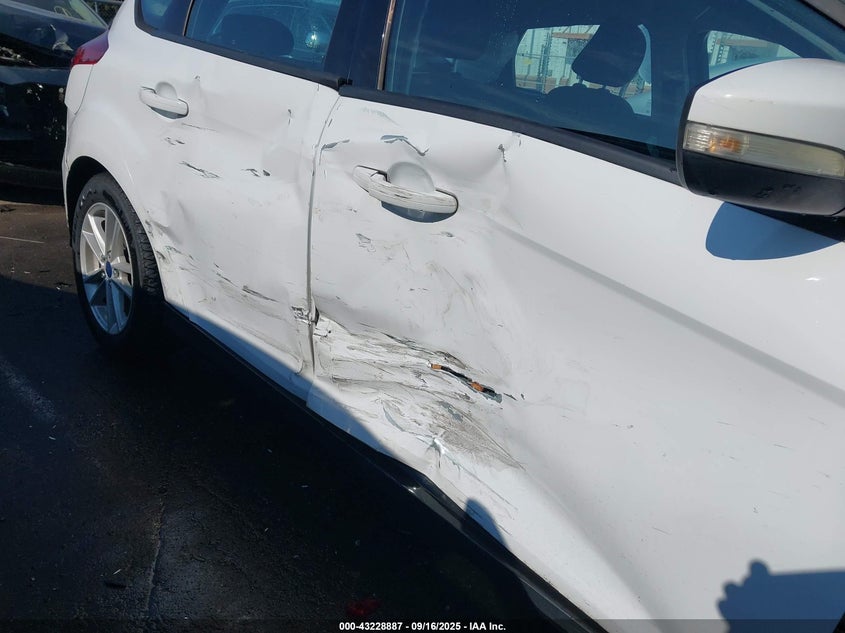 2016 FORD FOCUS SE - 1FADP3K2XGL219401