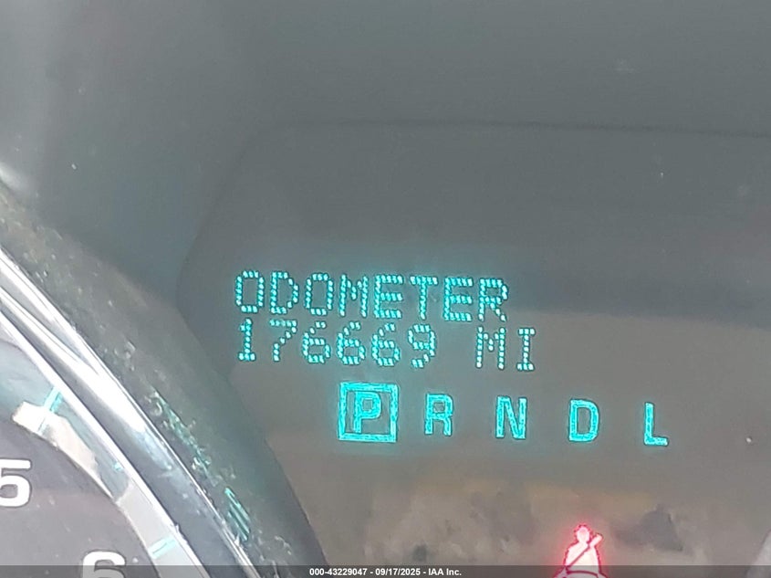 2014 CHEVROLET TRAVERSE LS - 1GNKRFKD2EJ263360