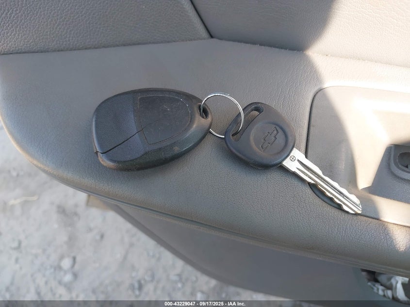 2014 CHEVROLET TRAVERSE LS - 1GNKRFKD2EJ263360