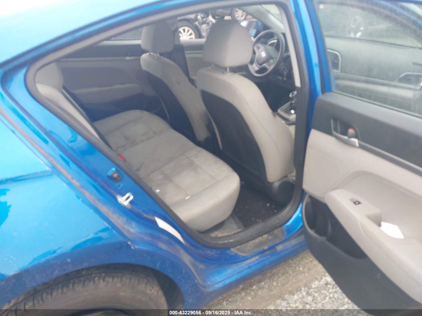 2017 HYUNDAI ELANTRA SE - 5NPD74LF6HH174688