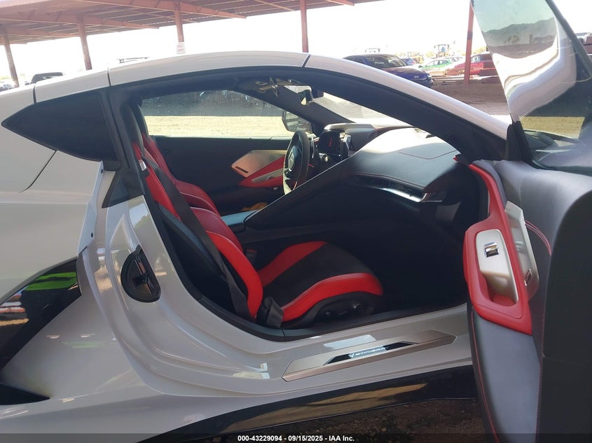 2022 CHEVROLET CORVETTE STINGRAY RWD  2LT - 1G1YB2D47N5118202