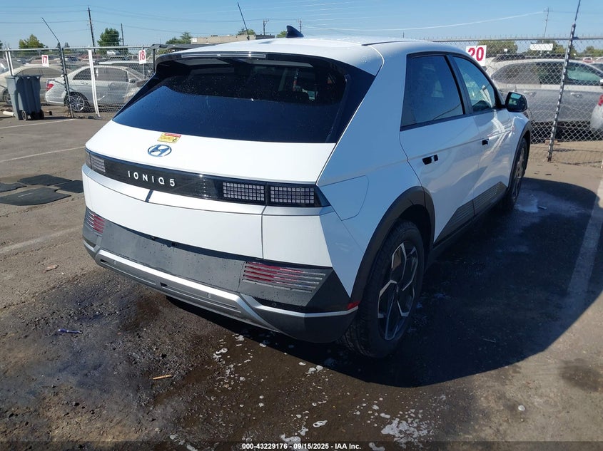 Vin: km8km4de6ru319348, lot: 43723702, hyundai ioniq 5 se 20244