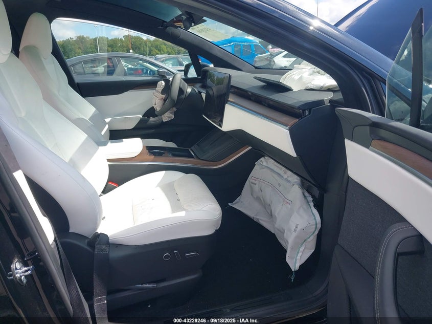 7SAXCAE52PF366749 2023 TESLA MODEL X photo no. 5