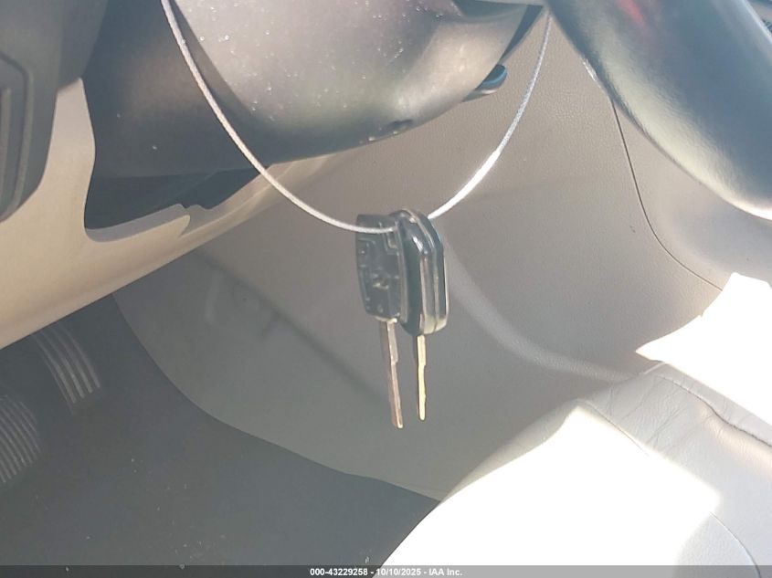 2012 Ford Focus Sel VIN: 1FAHP3H26CL348450 Lot: 43229258