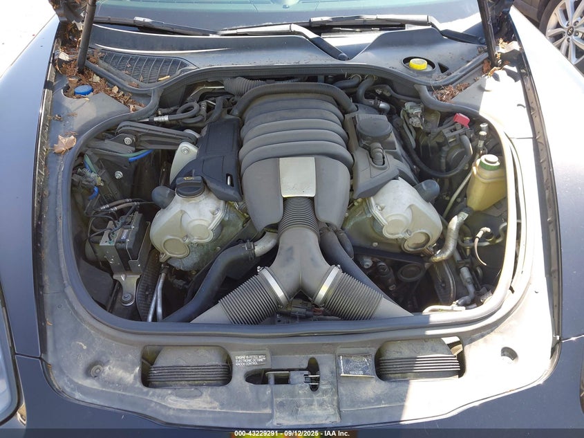 2015 PORSCHE PANAMERA 2/4 - WP0AA2A72FL002302