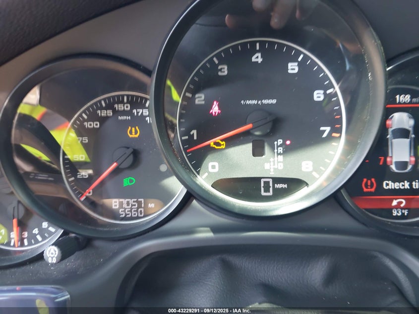 2015 PORSCHE PANAMERA 2/4 - WP0AA2A72FL002302