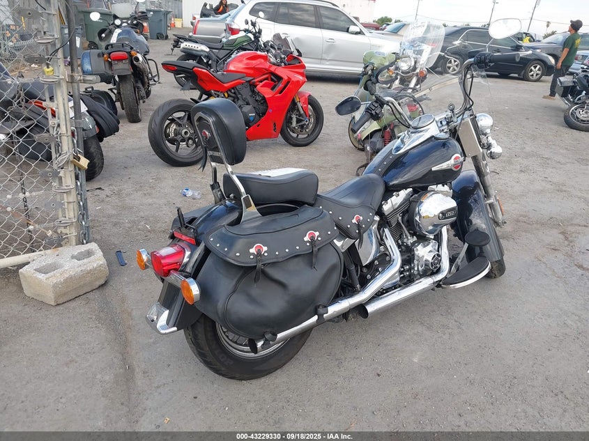 1HD1BWV39GB019616 2016 HARLEY-DAVIDSON SOFTAIL photo no. 4
