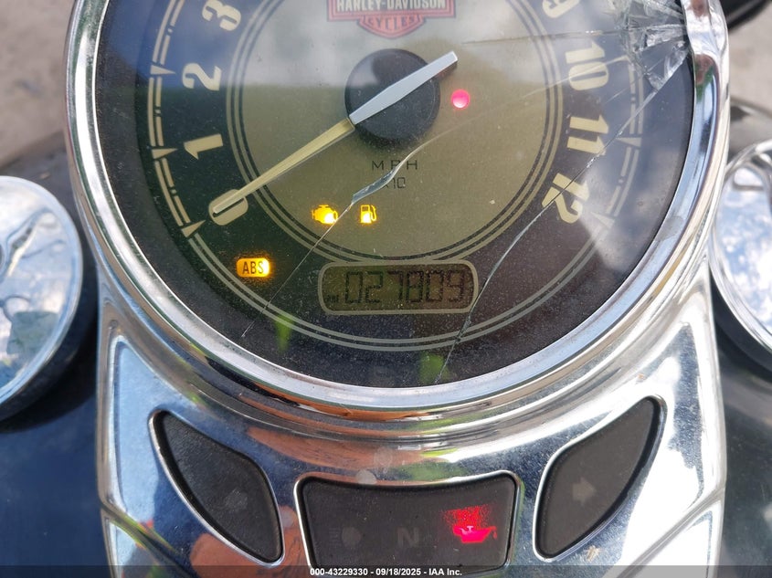 2016 Harley-Davidson Flstc Heritage Softail Classic VIN: 1HD1BWV39GB019616 Lot: 43229330
