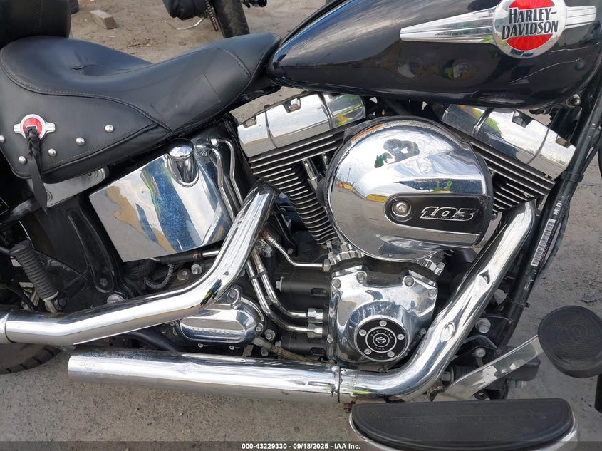 2016 Harley-Davidson Flstc Heritage Softail Classic VIN: 1HD1BWV39GB019616 Lot: 43229330