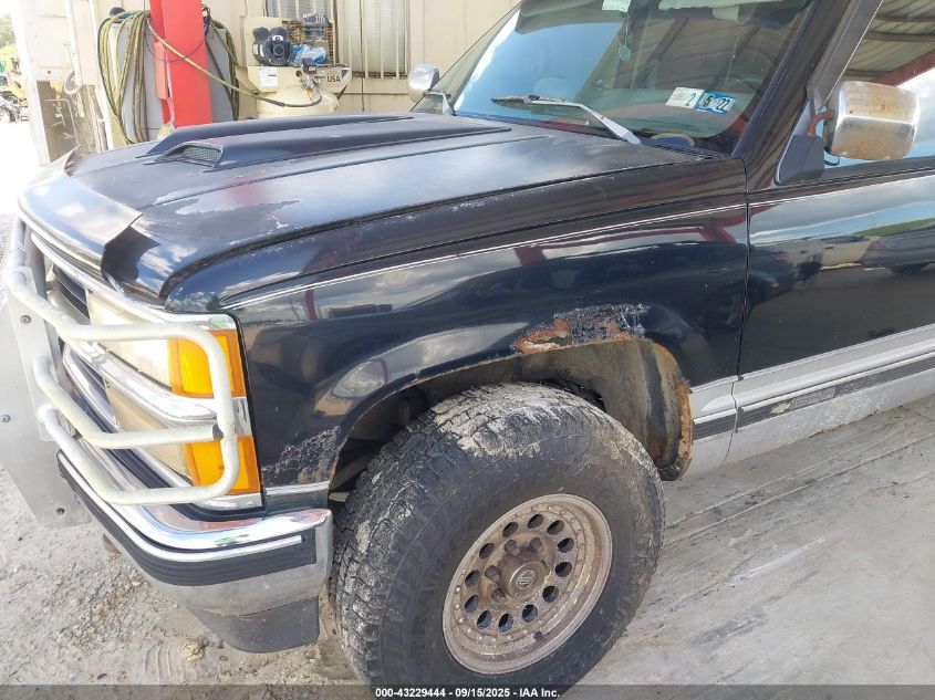 1993 Chevrolet Gmt-400 K1500 VIN: 2GCEK19K7P1138868 Lot: 43229444