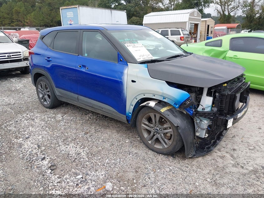 2023 KIA SELTOS LX - KNDEPCAA9P7409755