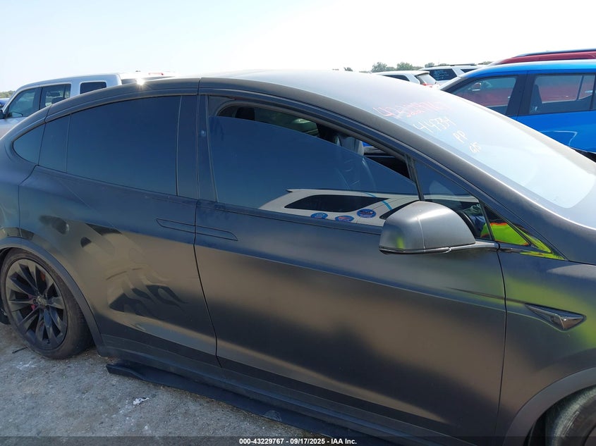 2017 Tesla Model X 100D/75D/90D VIN: 5YJXCAE20HF039268 Lot: 43229767