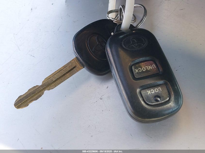 2001 Toyota Camry Solara Sle V6 VIN: 2T1FF28P31C508802 Lot: 43229806