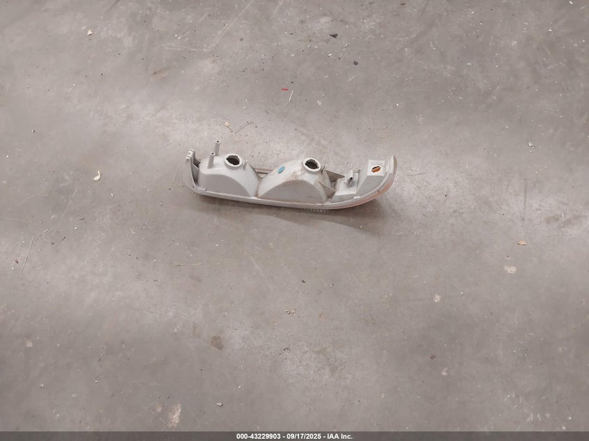 2001 Chevrolet Suburban 1500 Lt VIN: 3GNFK16T71G223006 Lot: 43229903