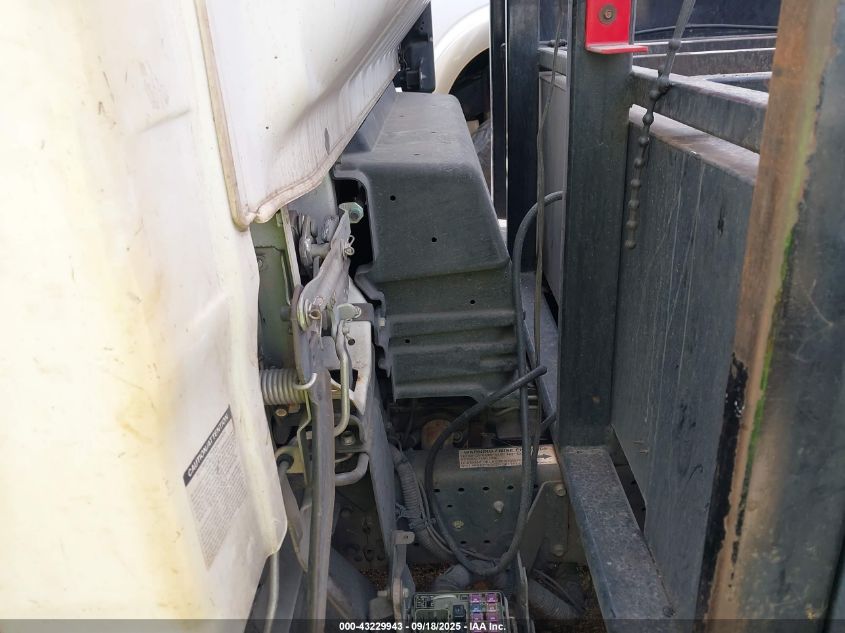 2015 Isuzu Npr Reg VIN: 54DB4W1B1FS804381 Lot: 43229943