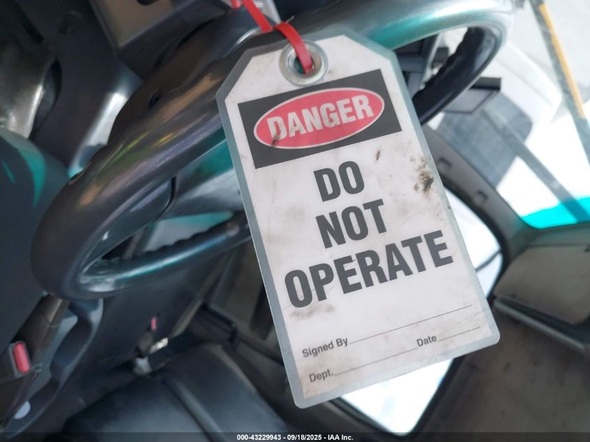 2015 Isuzu Npr Reg VIN: 54DB4W1B1FS804381 Lot: 43229943