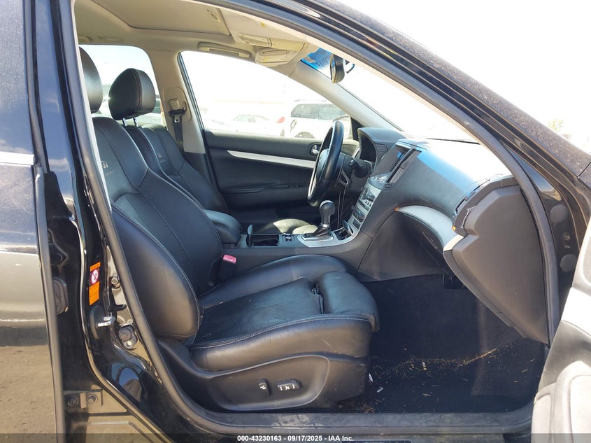 JNKCV61E29M300221 2009 INFINITI G photo no. 5