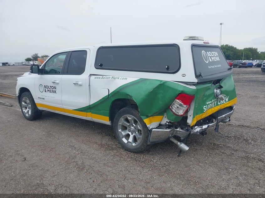 Vin: 1c6srfbt3ln215475, lot: 43724778, ram 1500 big horn  4x4 6'4 box 20203