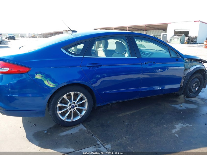 2017 Ford Fusion Se VIN: 3FA6P0H77HR104879 Lot: 43230398