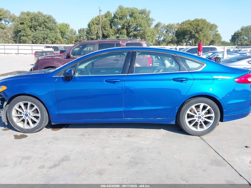 2017 Ford Fusion Se VIN: 3FA6P0H77HR104879 Lot: 43230398