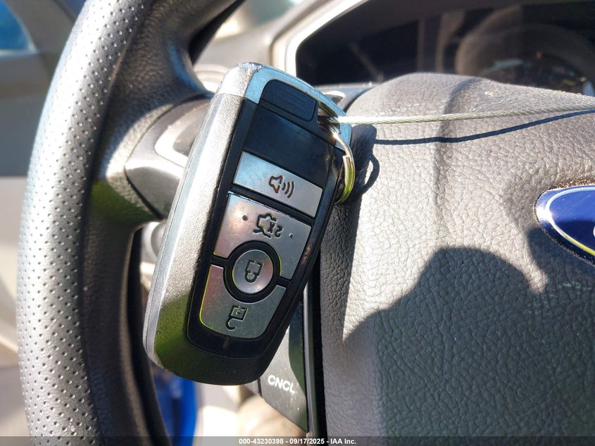 2017 Ford Fusion Se VIN: 3FA6P0H77HR104879 Lot: 43230398